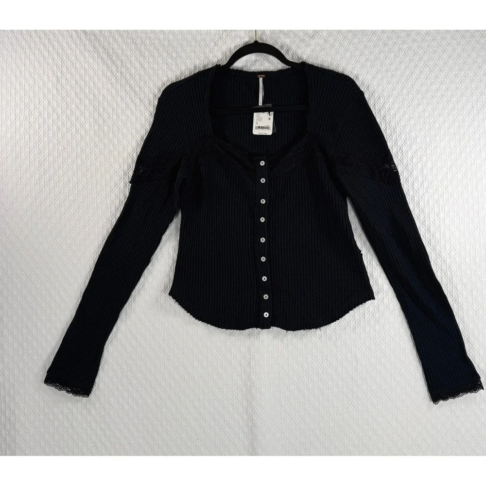 Free People M Blk Lace Trim Waffle Knit Button Thermal Whimsigoth‎ Boho Top